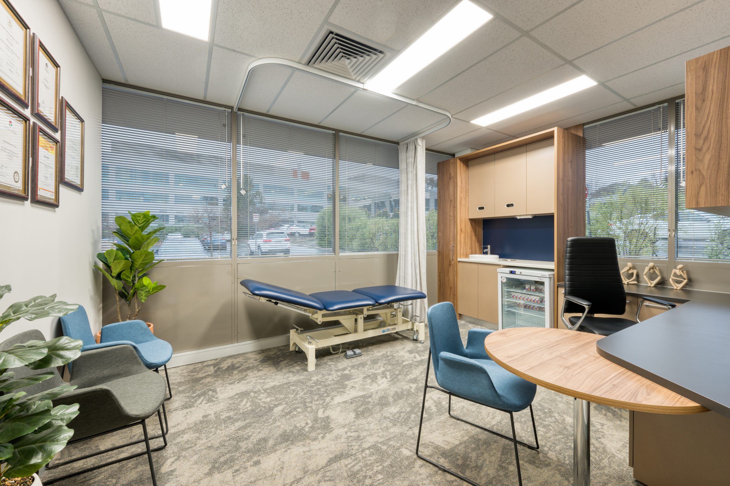 neurologist-fitout-patient-room